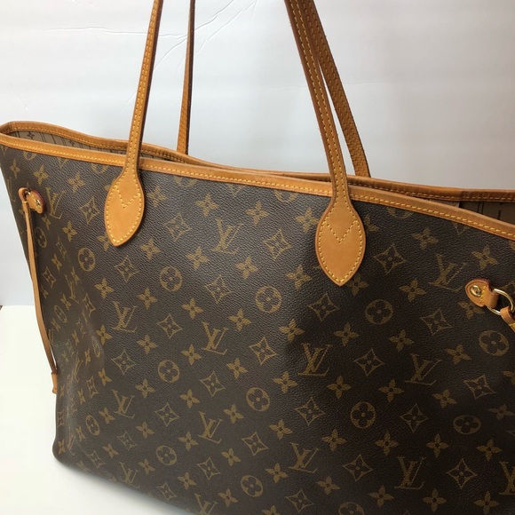 Louis Vuitton Handbags - Louis Vuitton Neverfull GM